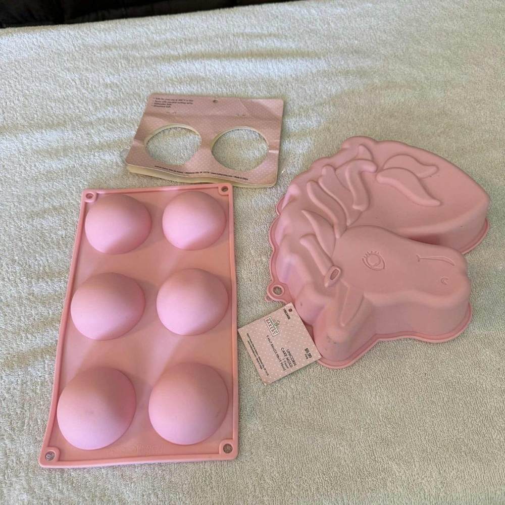 Sunny Side Up Bakery Pink Silicone Unicorn & Dome Bakeware Molds